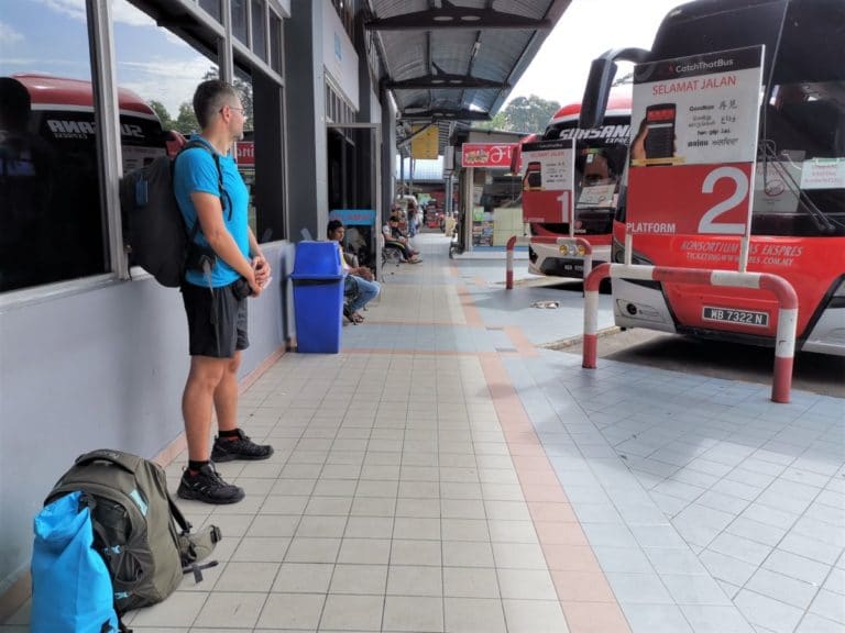 Backpacking Malaysia Busbahnhof