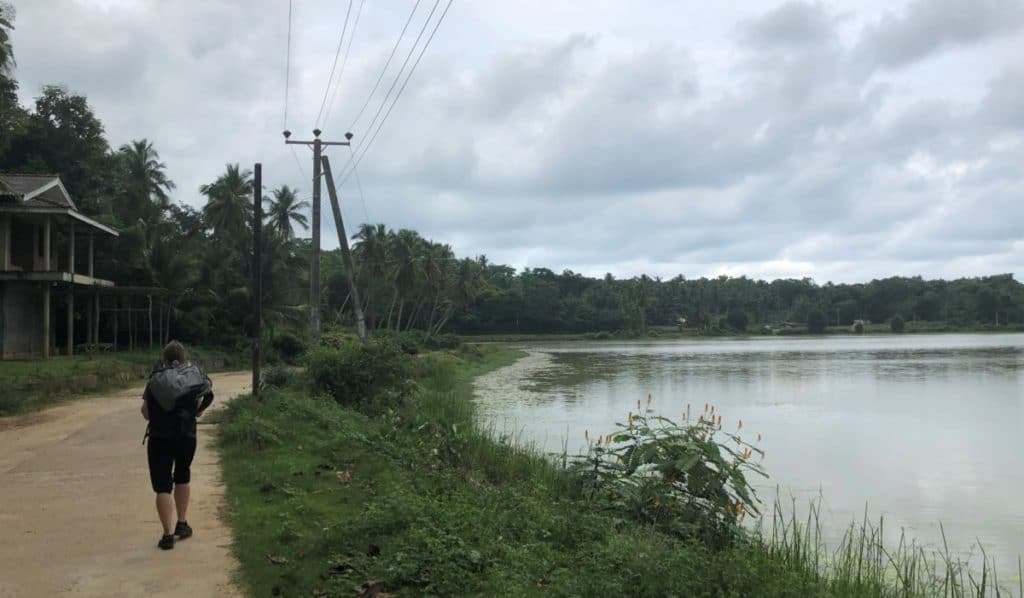 Backpacker in Sri Lanka Wetter und Wolken